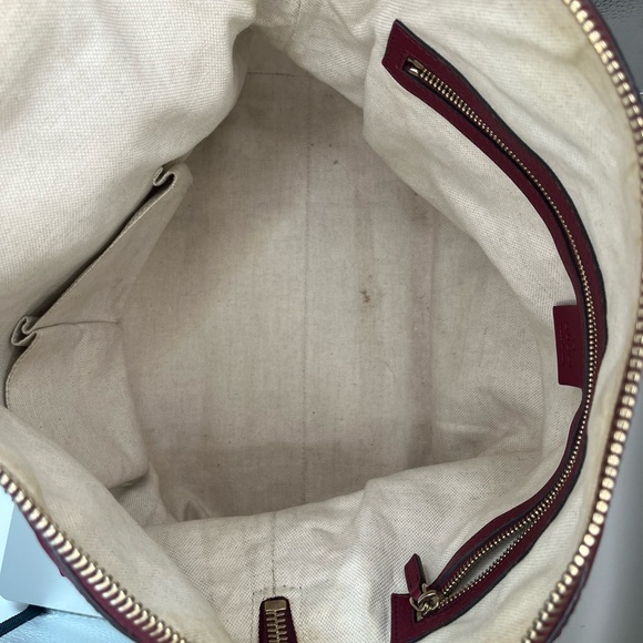 Stunning Y2K Authentic Gucci Bree Dome Tote in Ruby Red - Picture 10 of 16